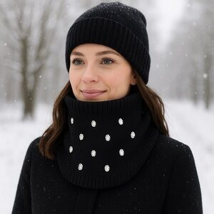 Danier Black Knit Rhinestone Snood Neck Warmer Rare Cozy Winter Cowl